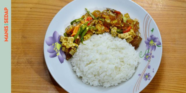 Kikil Mercon Super Pedas: Menu Masakan Pedas yang Menggigit dan Resep Membuatnya