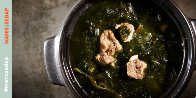 Resep Miyeok-gug: Sup Rumput Laut Korea yang Menyegarkan