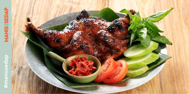 Resep Ayam Panggang Bumbu Rujak, Cita Rasanya yang Istimewa Jadi Favorit Keluarga