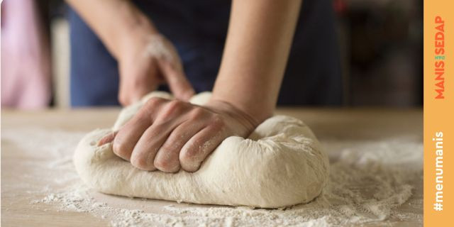 Sering Muncul di Pernikahan Betawi, Ini Resep Roti Buaya yang Bisa Dikreasikan di Rumah