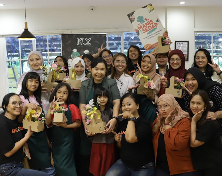 Momen Rayakan Hari Ibu di Workshop Flowery Brownies Bites, Seru Bercampur Haru!