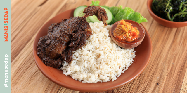 Resep Bebek Bumbu Hitam Madura: Sederhana dan Lezat!