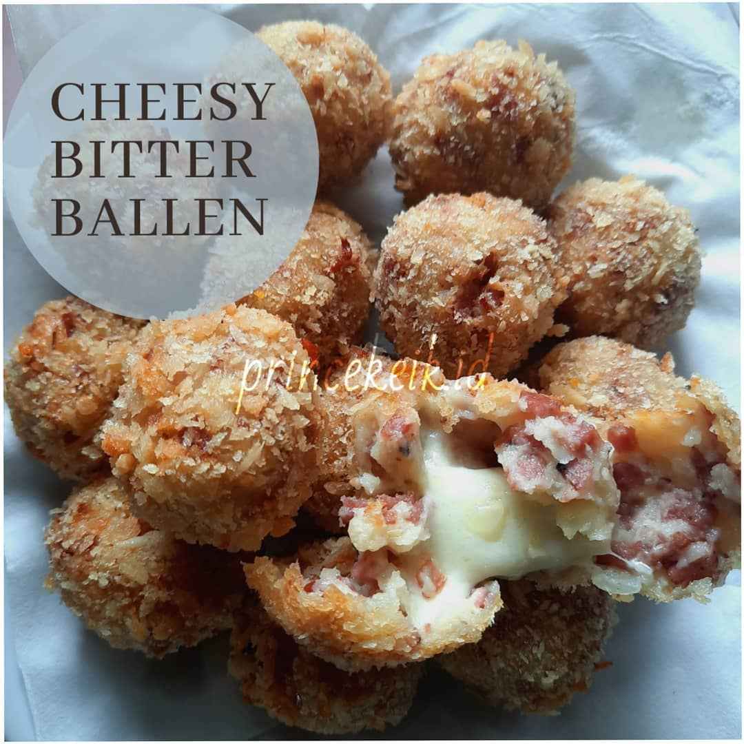Cheesy Bitterballen