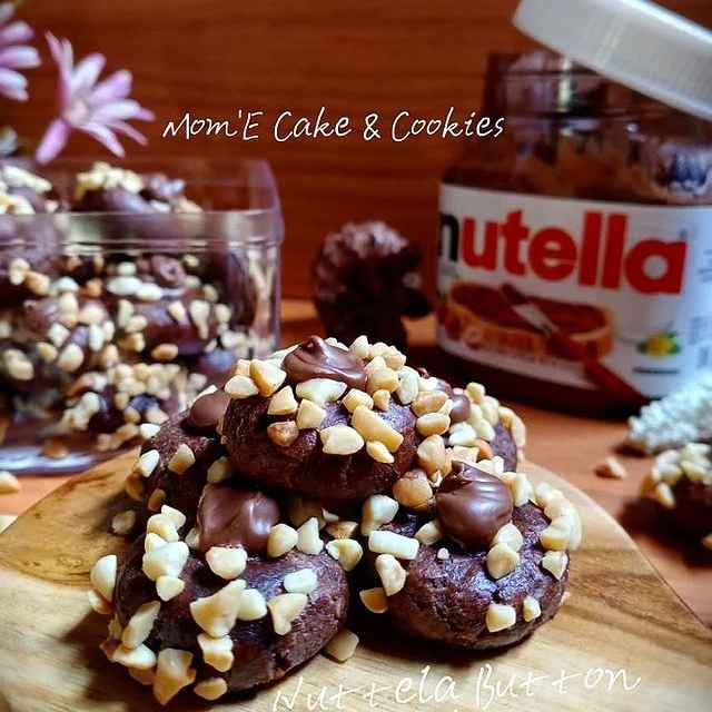 Nutella Button Cookies