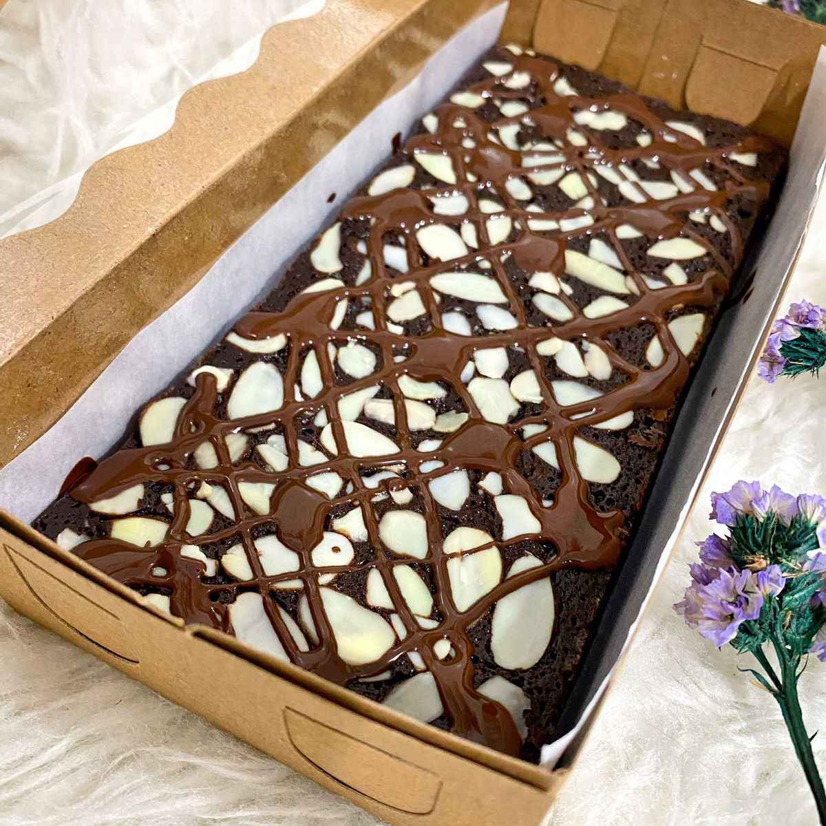 Almond Choco Drizzle Brownies