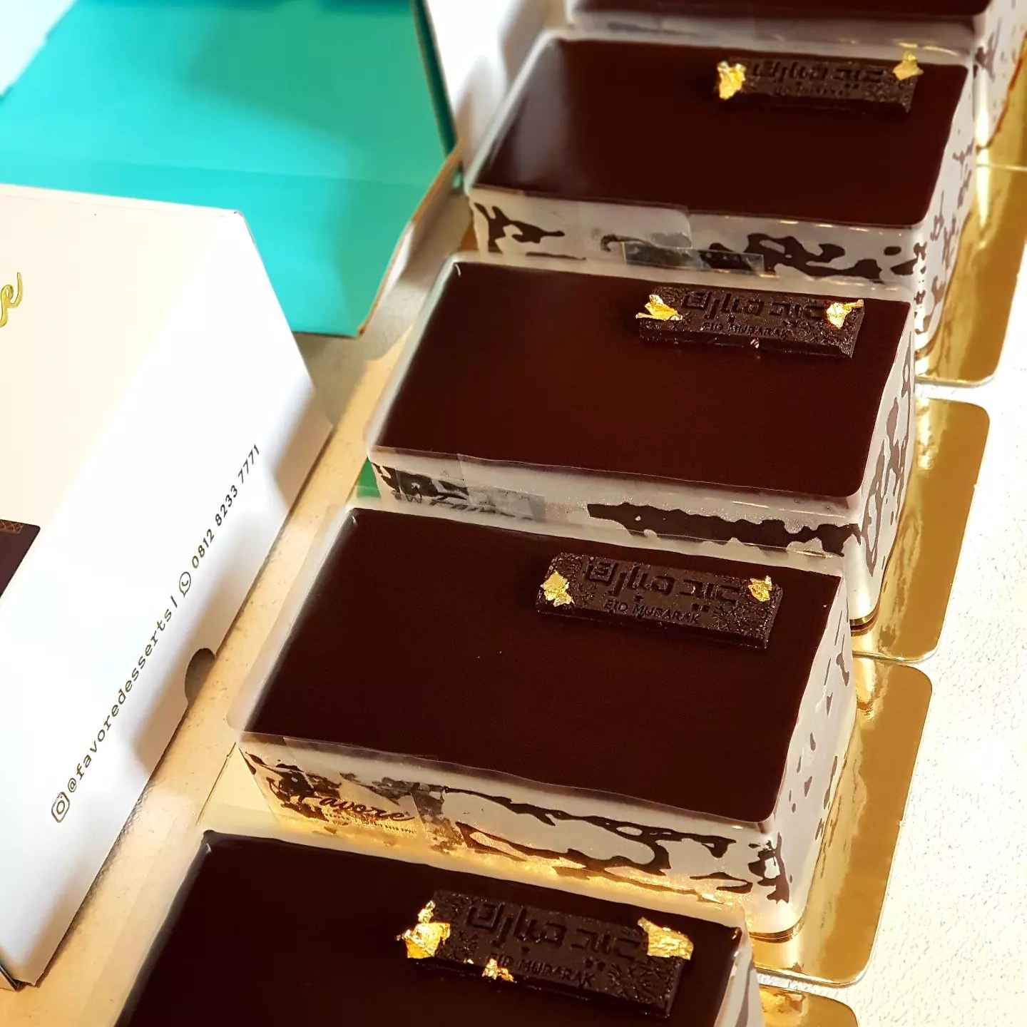 Favore Desserts & Hampers
