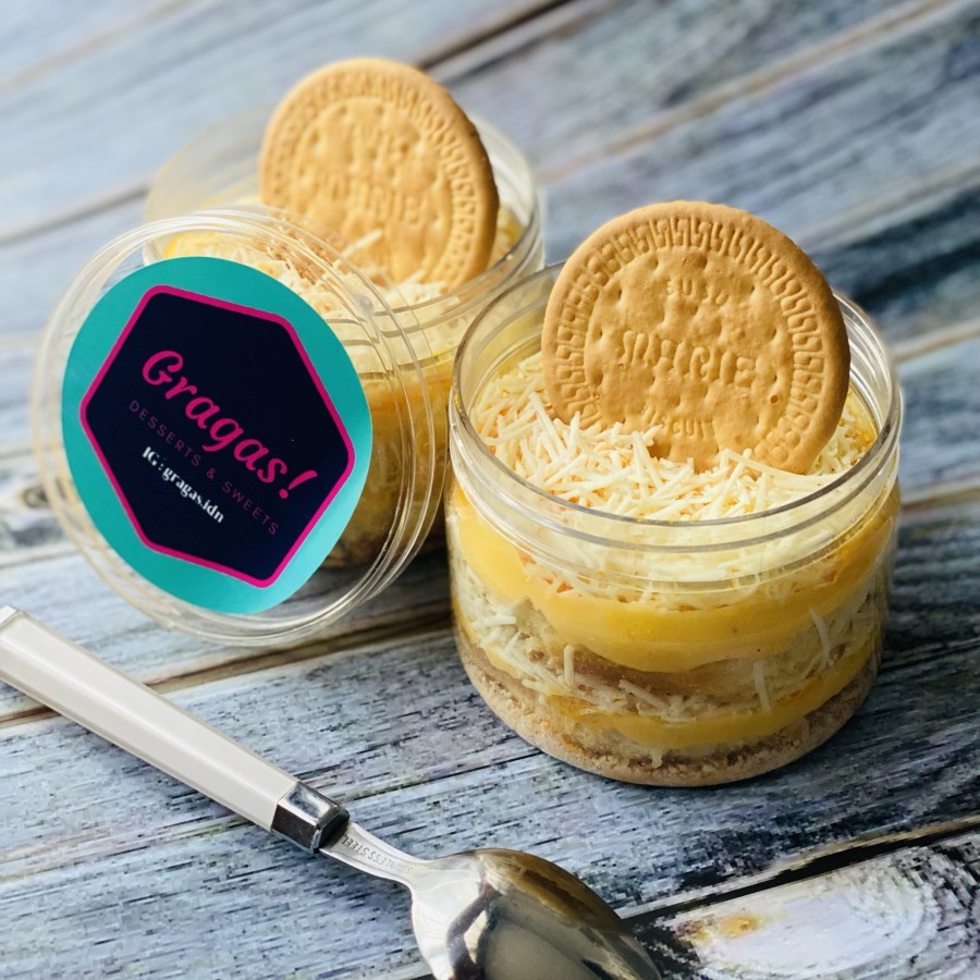 Cheese Cake in a Jar