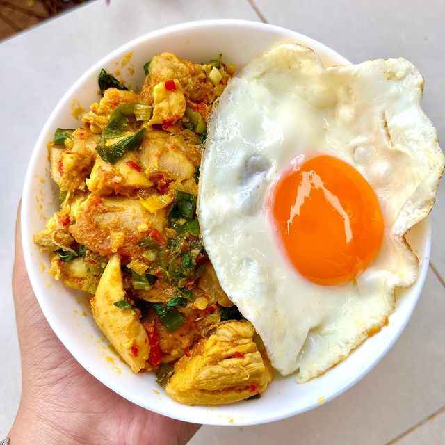 Open Order Rice Bowl Ayam Goreng Bawang Putih-Dapur Cibeng