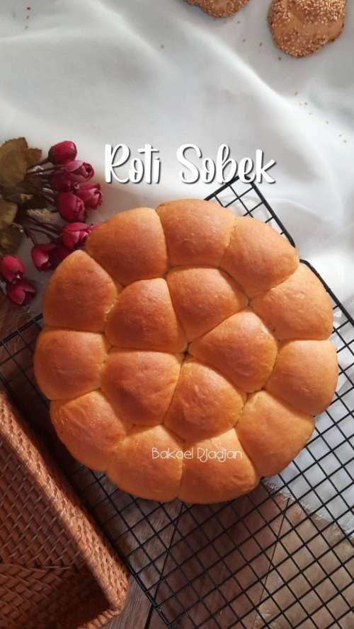 Roti Sobek Dayucandrah