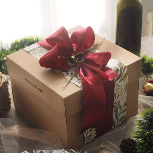 SPECIAL CHRISTMAS CAKE PACKAGE