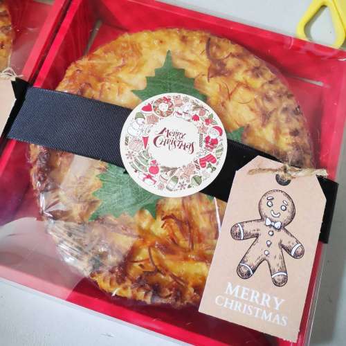 Pastel Tutup Christmas Hampers