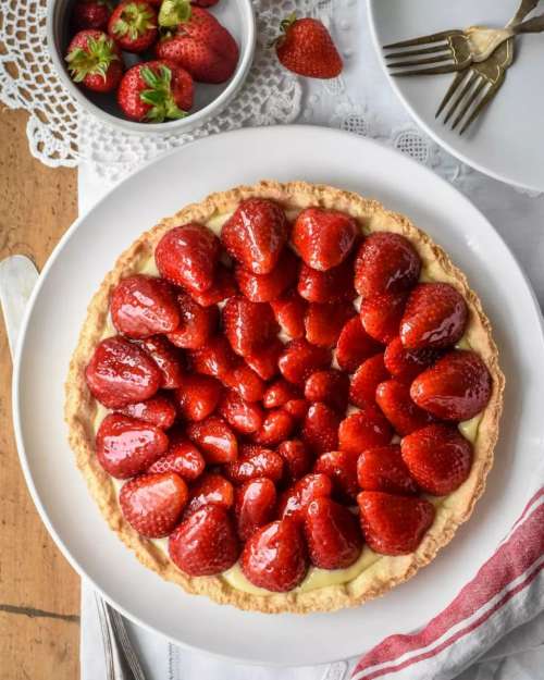 Classic French Strawberry Tart