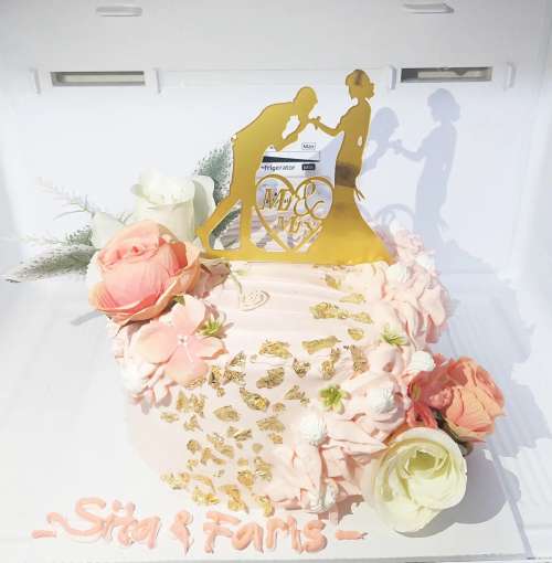 Custom Elegant Cake