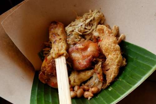 Nasi Campur Ayam Betutu Bali