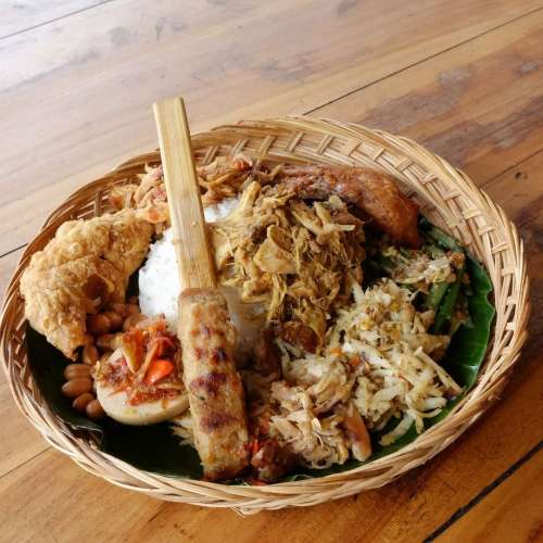 Nasi Campur Ayam Betutu Bali