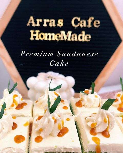 Premium Sundanese Cake