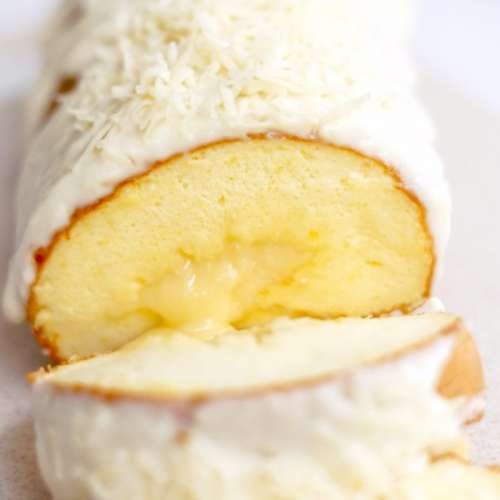 Triple Cheese Roll Cake