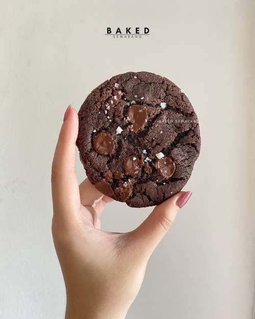 Midnight Dark Cookies