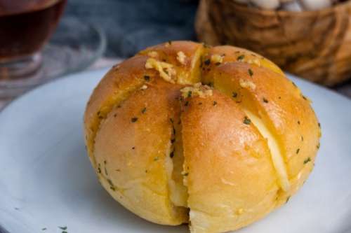 Korean Garlic Bread