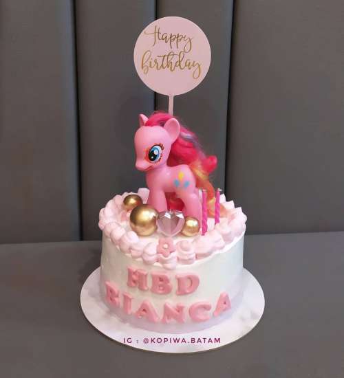 KIDDY'S BIRTHDAY CAKE