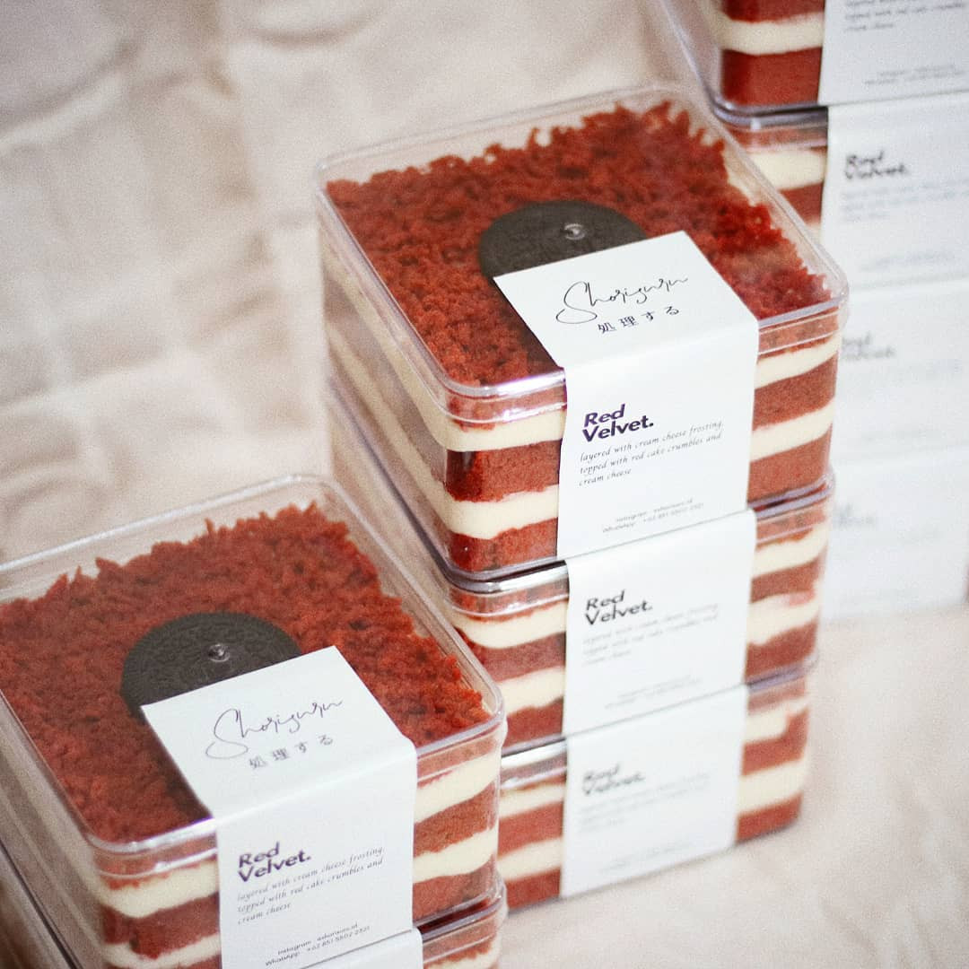 Red Velvet Dessert Box