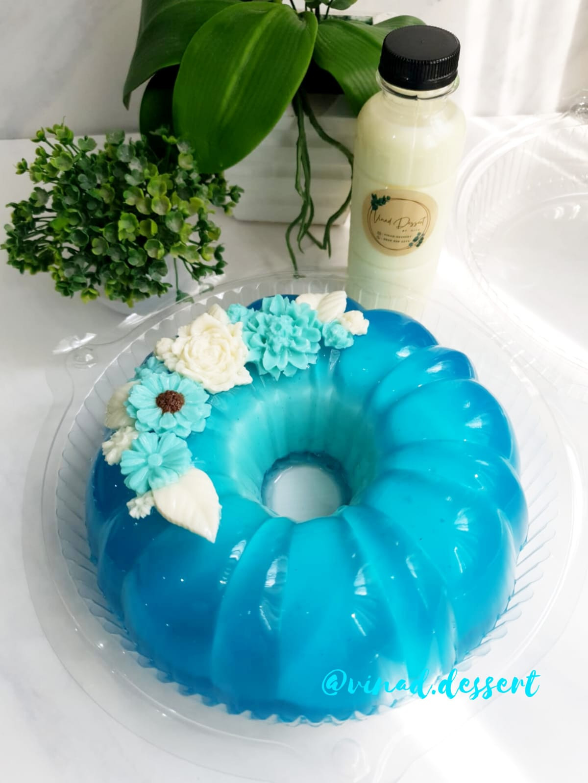 Jelly Pudding Blue ( Lychee-Bubble Gum/Vanilla Blue )