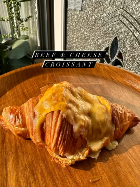 Beef & Cheese Croissant