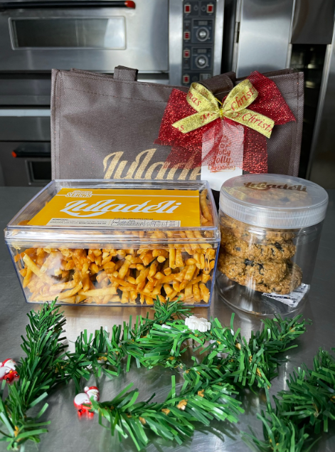 Chocolate Chips Cookies & Cheesestick Hampers