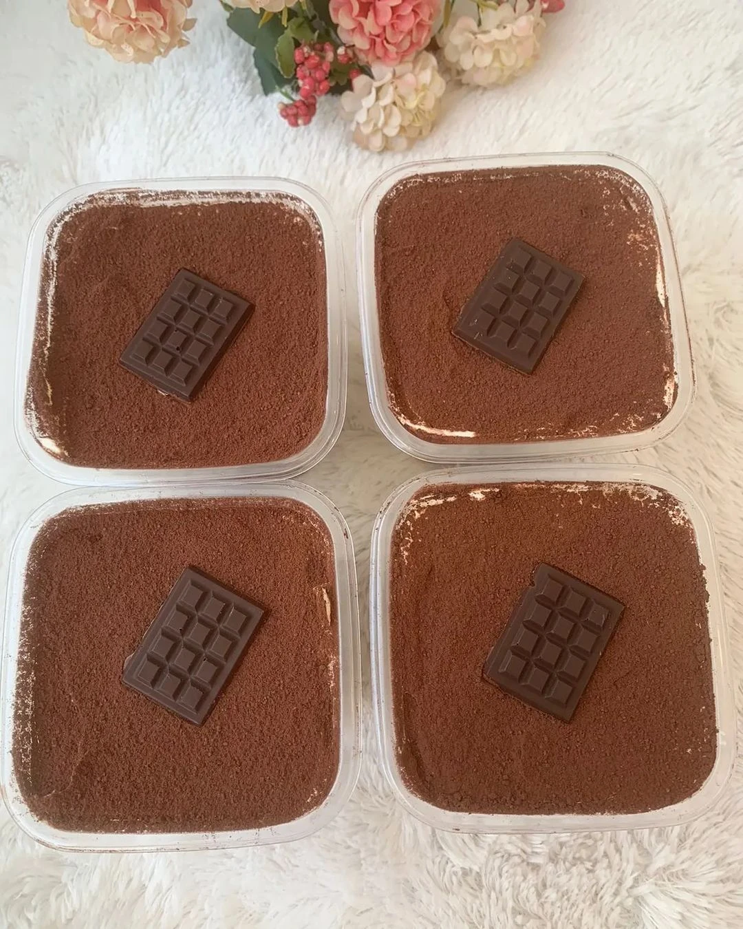 Tiramisu Dessert Box