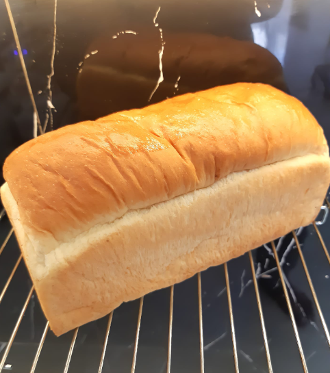 Roti Tawar Medium 200g