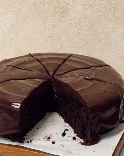 Ultimate Chocolate Cake (Slice)