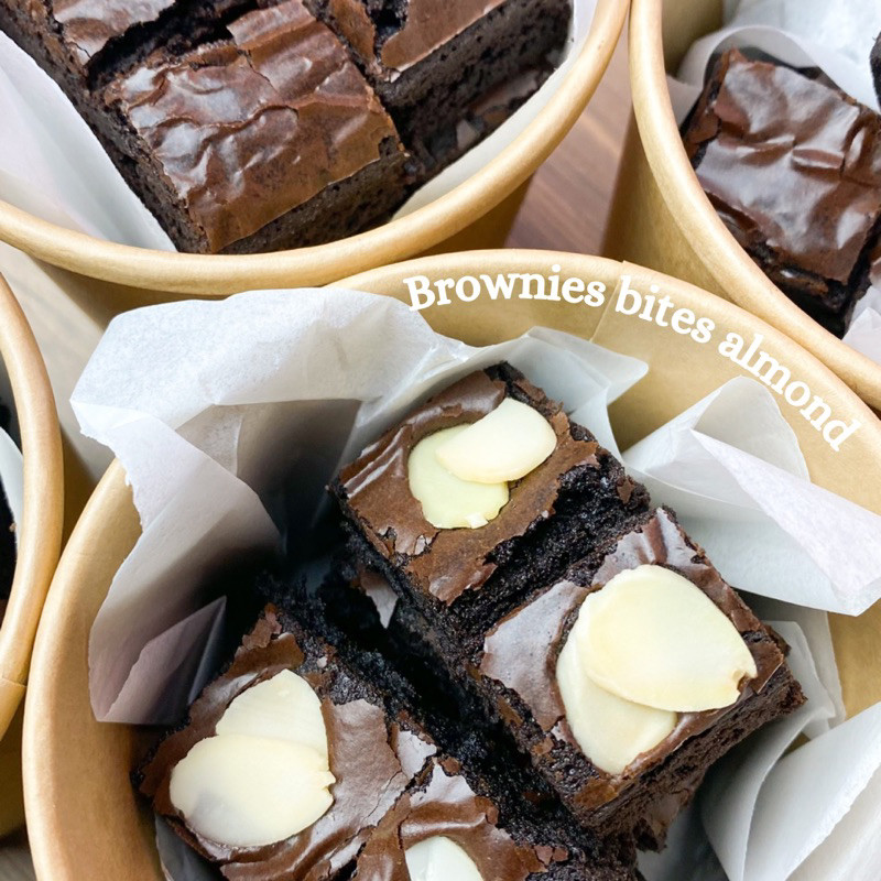 Fudgy Brownies Bites 8oz/ 8pcs