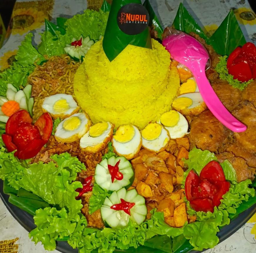 Tumpeng Nasi Kuning