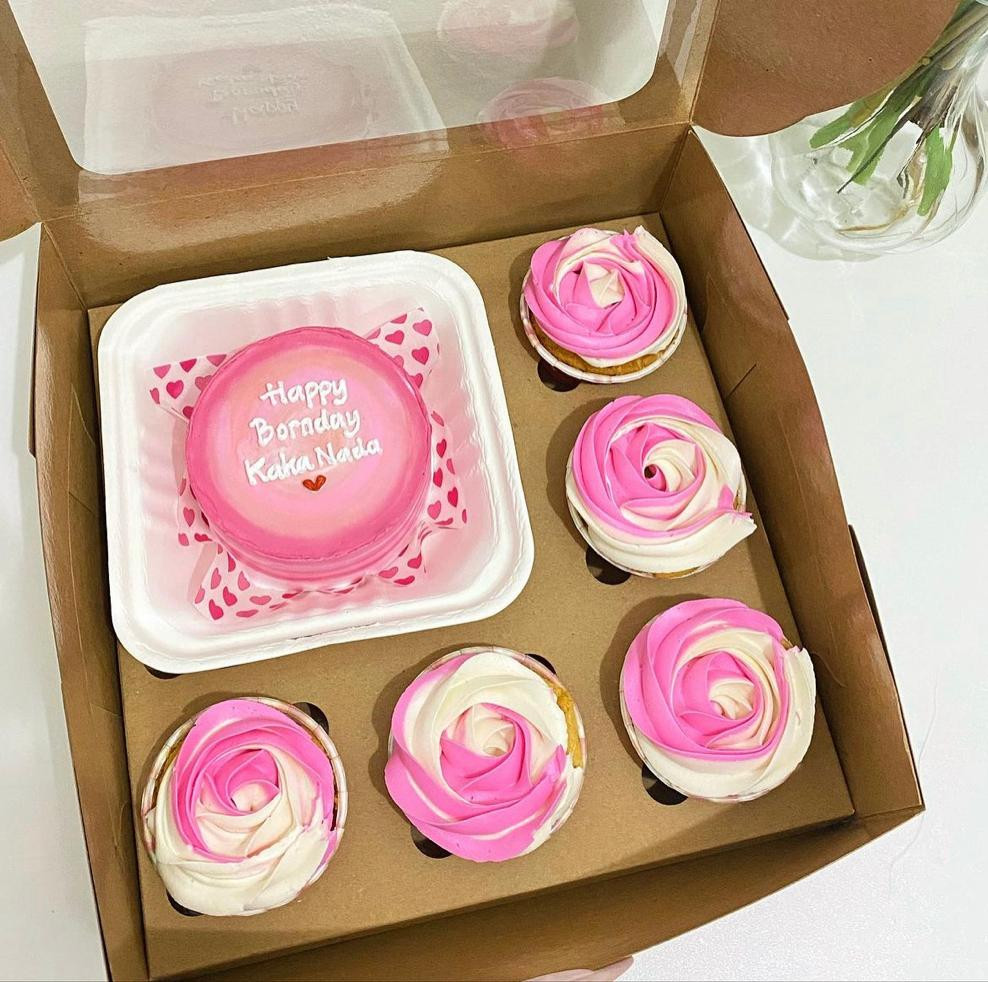 Paket Bento + Cupcake