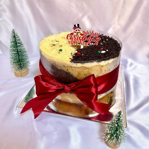 Chiffon Cake Christmas Edition