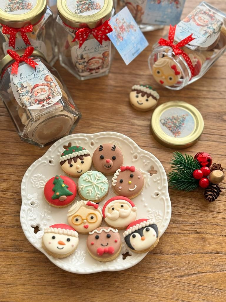 Christmas Cookies in Jar