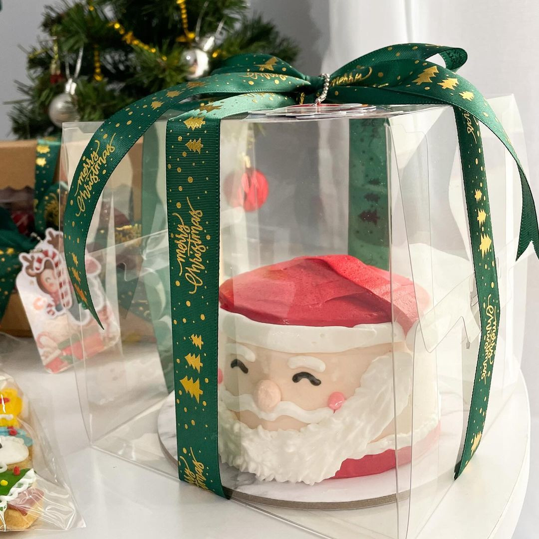 Christmas Cake Hampers - Santa