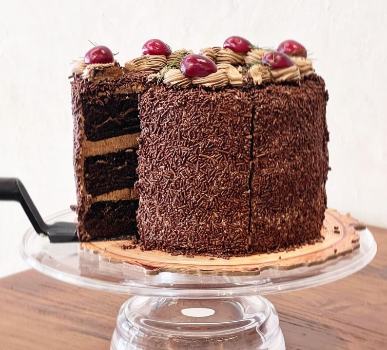 Chocolate Meises Cake