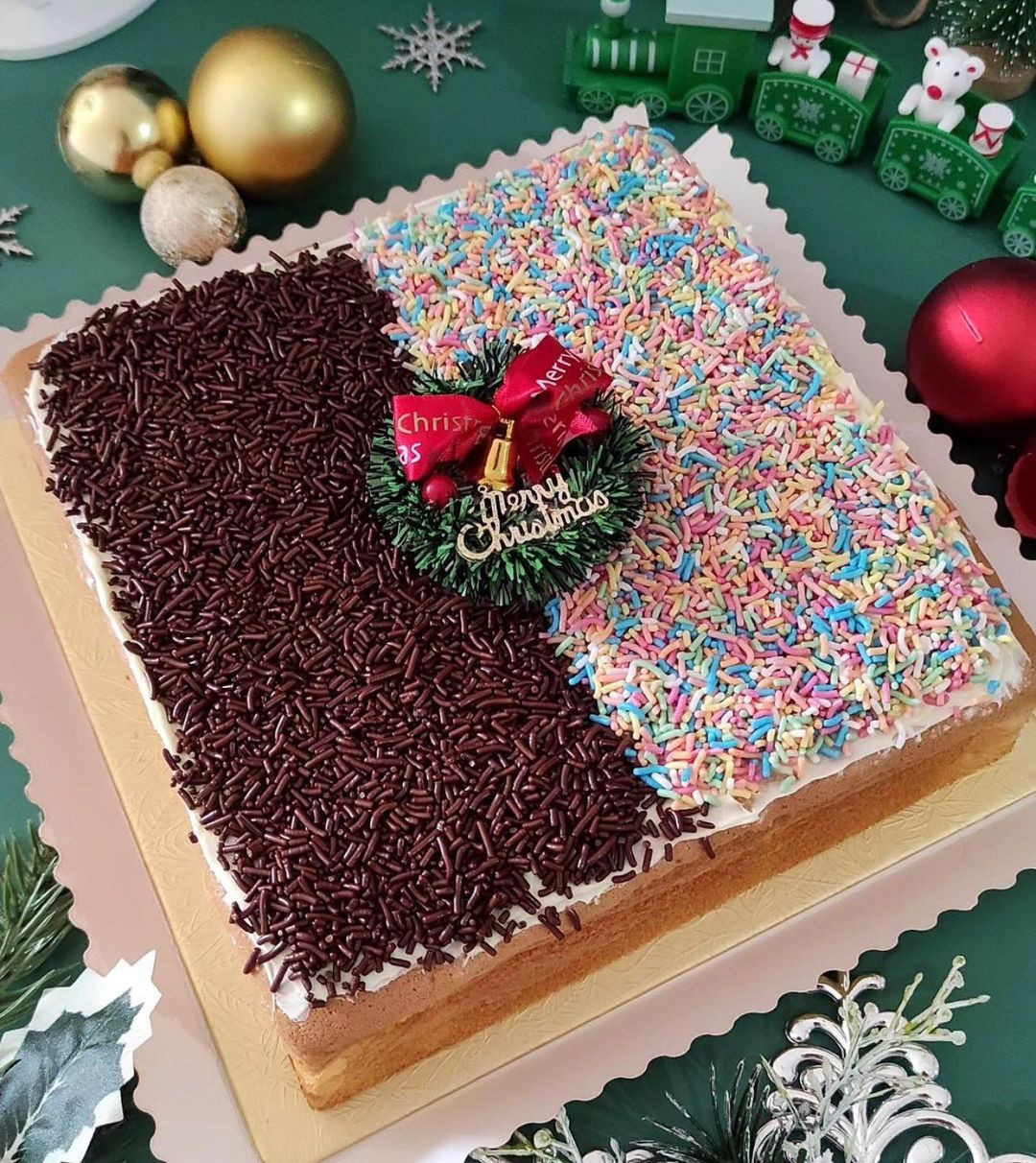 Christmas Hampers - Cake Potong