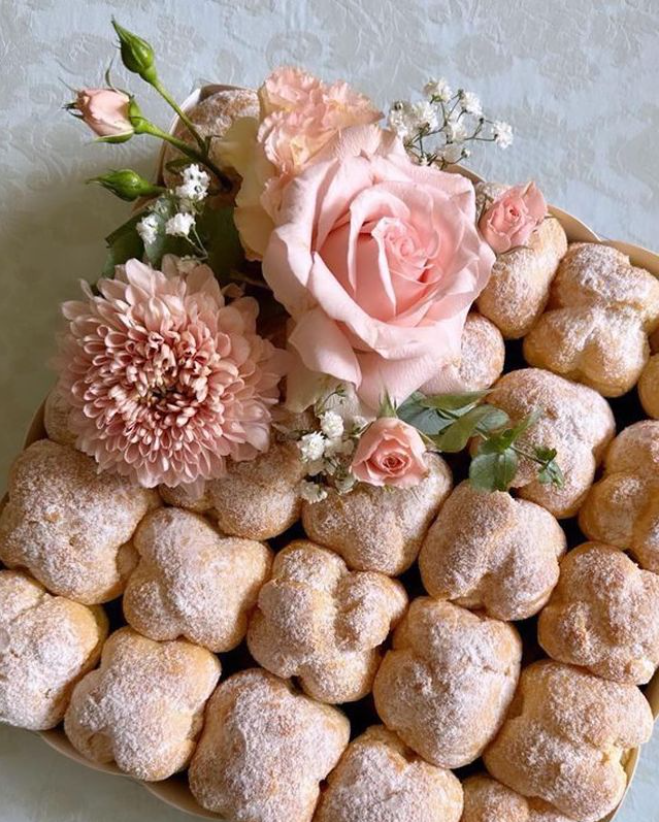 Birthday Mix Puffs with Fresh Flowers