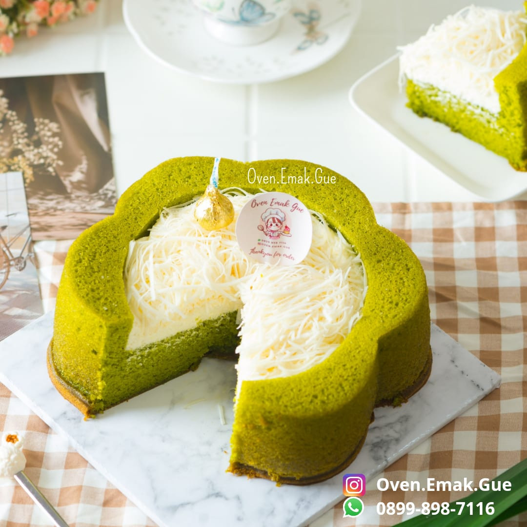 Butter Pandan Cake with Cheese Cream